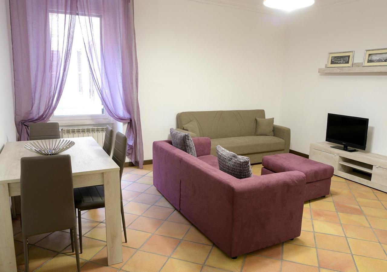 Colosseum Comfortable Apartment روما المظهر الخارجي الصورة