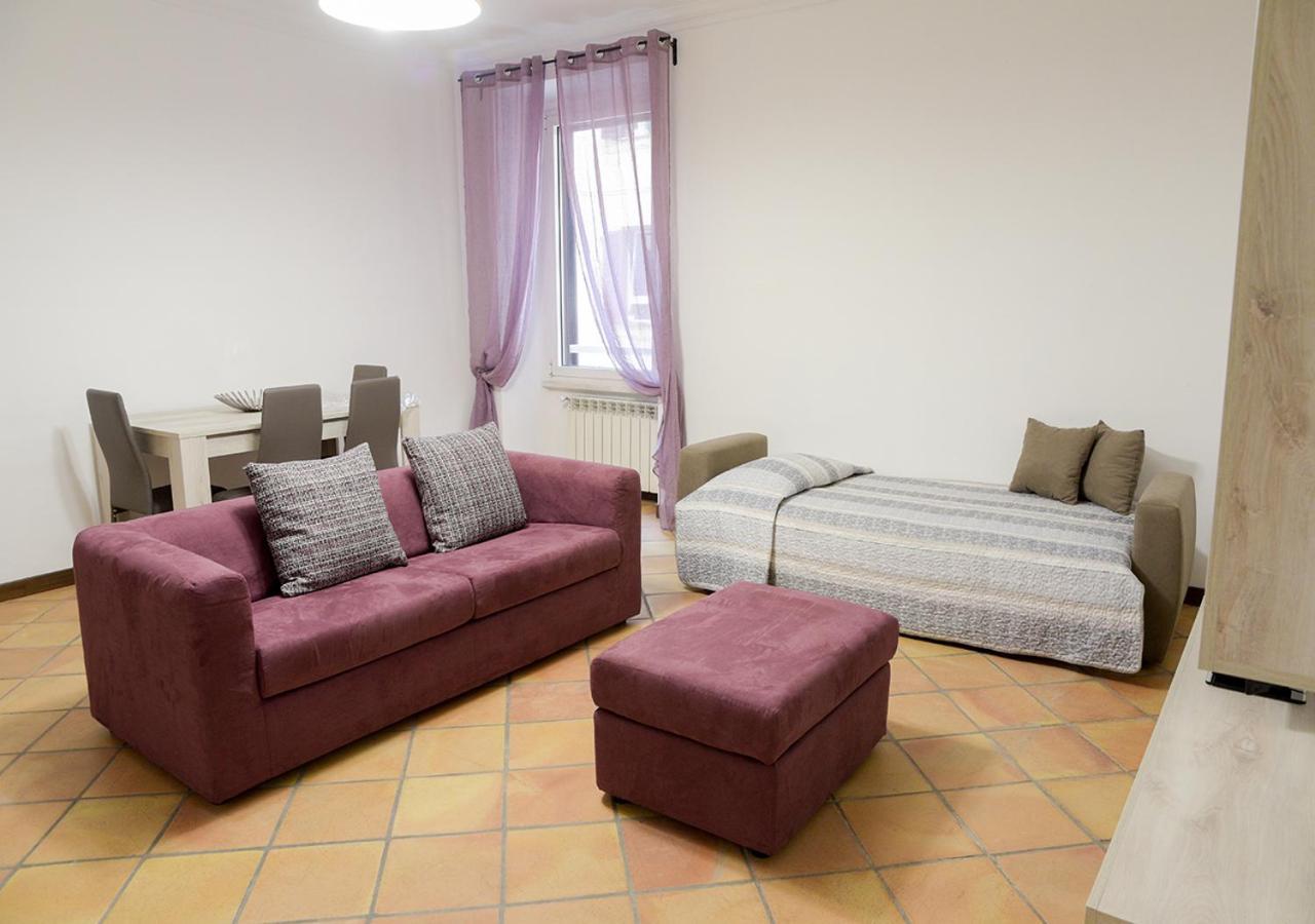 Colosseum Comfortable Apartment روما المظهر الخارجي الصورة