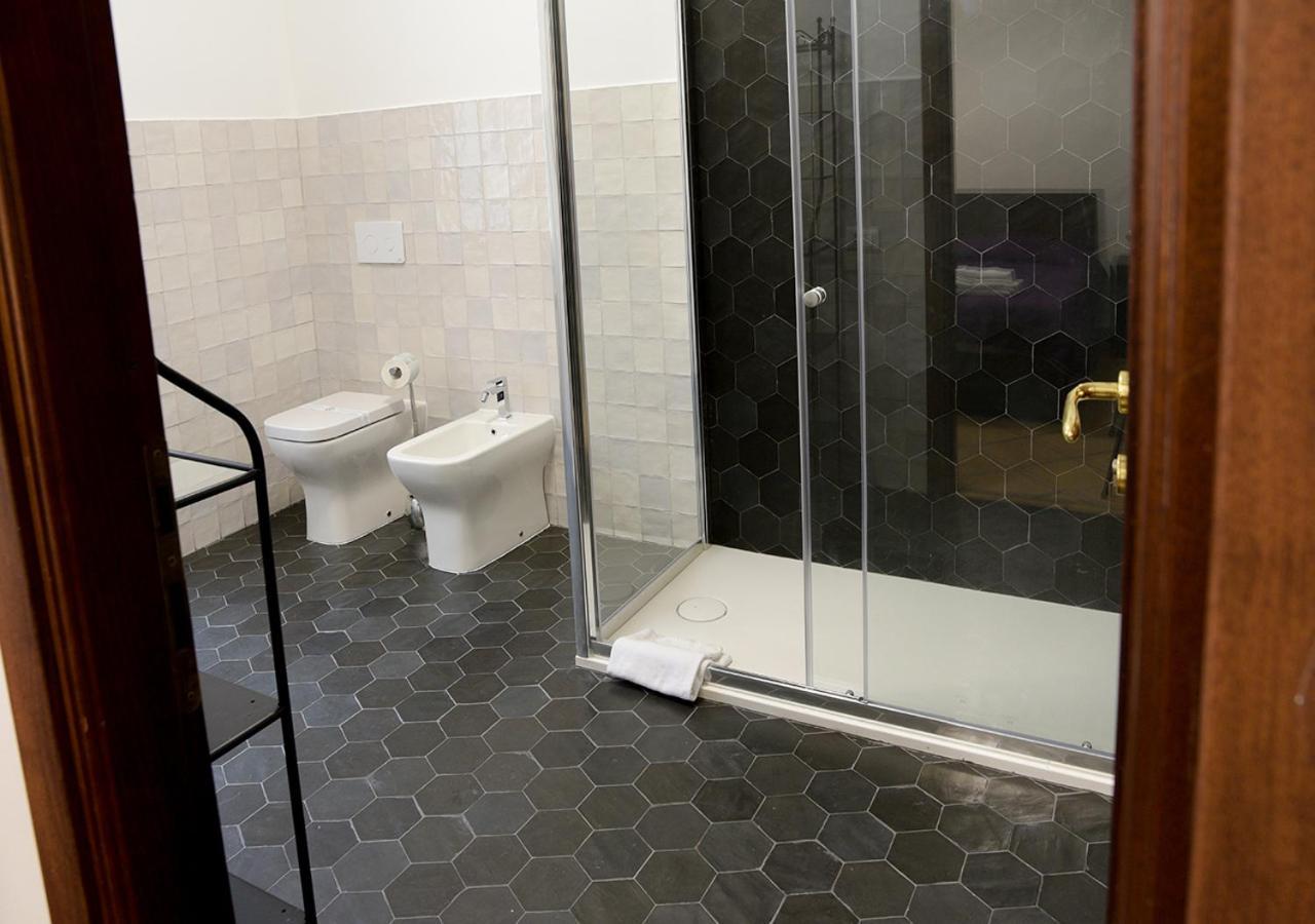 Colosseum Comfortable Apartment روما المظهر الخارجي الصورة