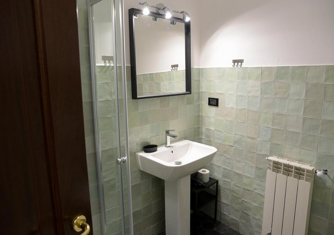 Colosseum Comfortable Apartment روما المظهر الخارجي الصورة