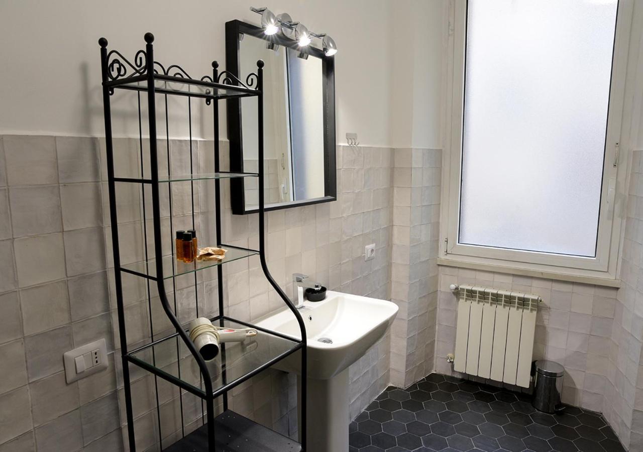 Colosseum Comfortable Apartment روما المظهر الخارجي الصورة