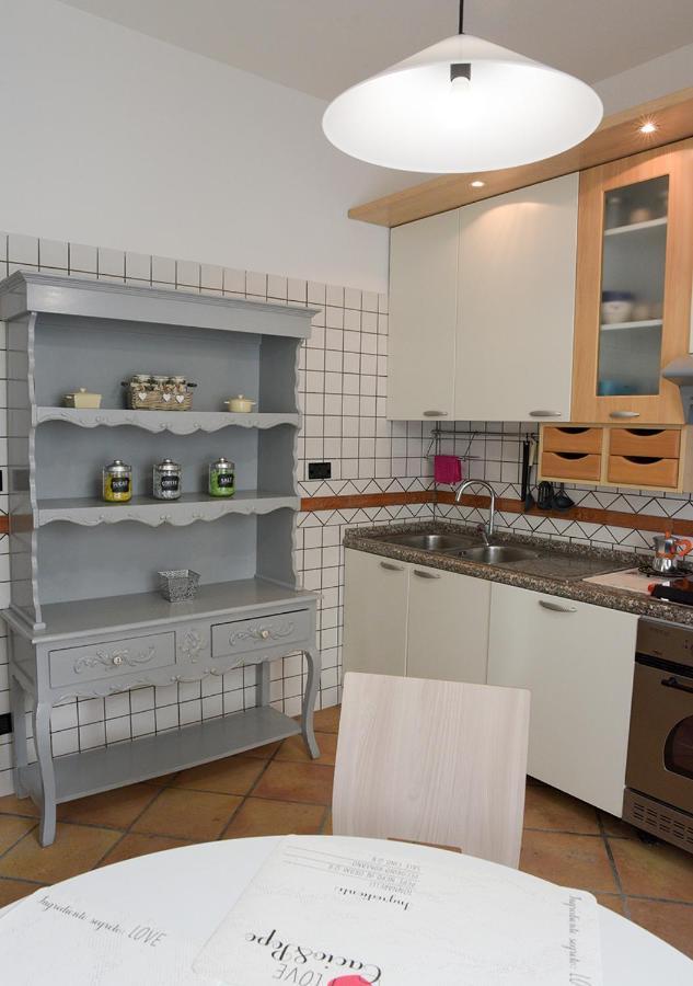Colosseum Comfortable Apartment روما المظهر الخارجي الصورة